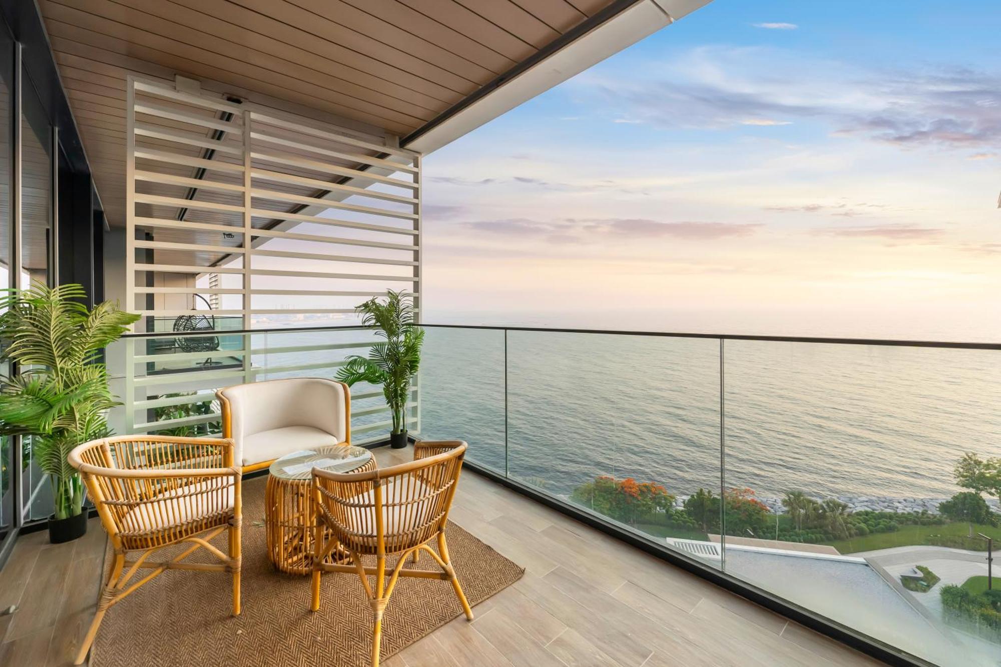 Fam Living Bluewaters - Island Living - Ain & Sea View