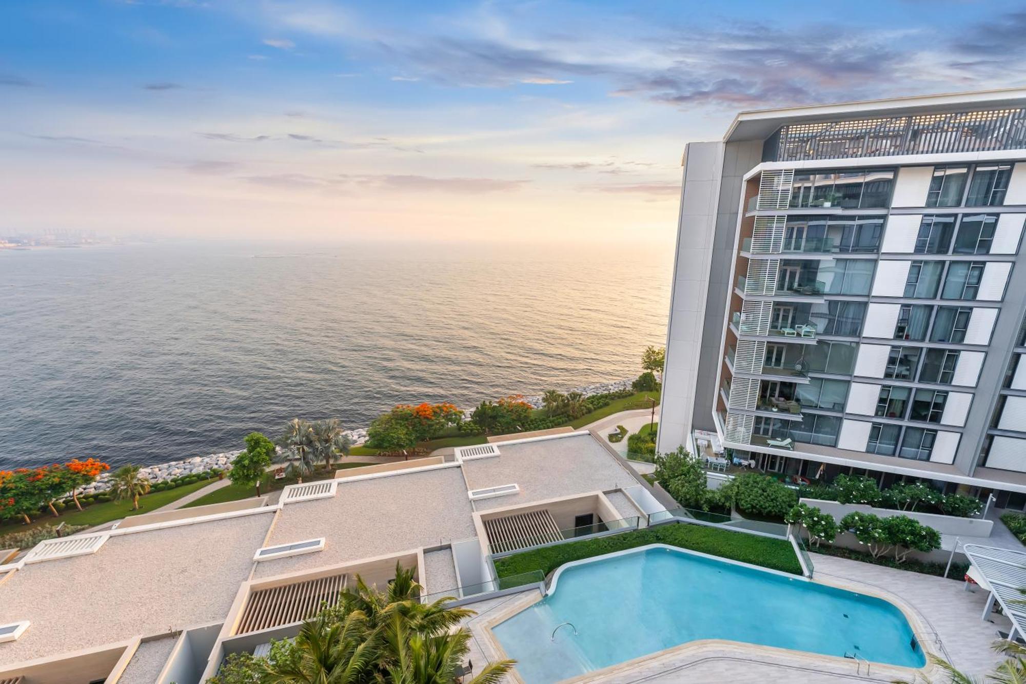 Fam Living Bluewaters - Island Living - Ain & Sea View